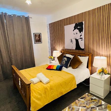 2-Bedroom Plus Living Room Flats Near Edgware Road 런던 외부 사진
