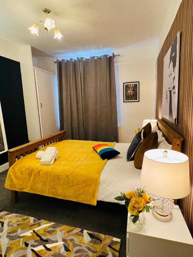 2-Bedroom Plus Living Room Flats Near Edgware Road 런던 외부 사진