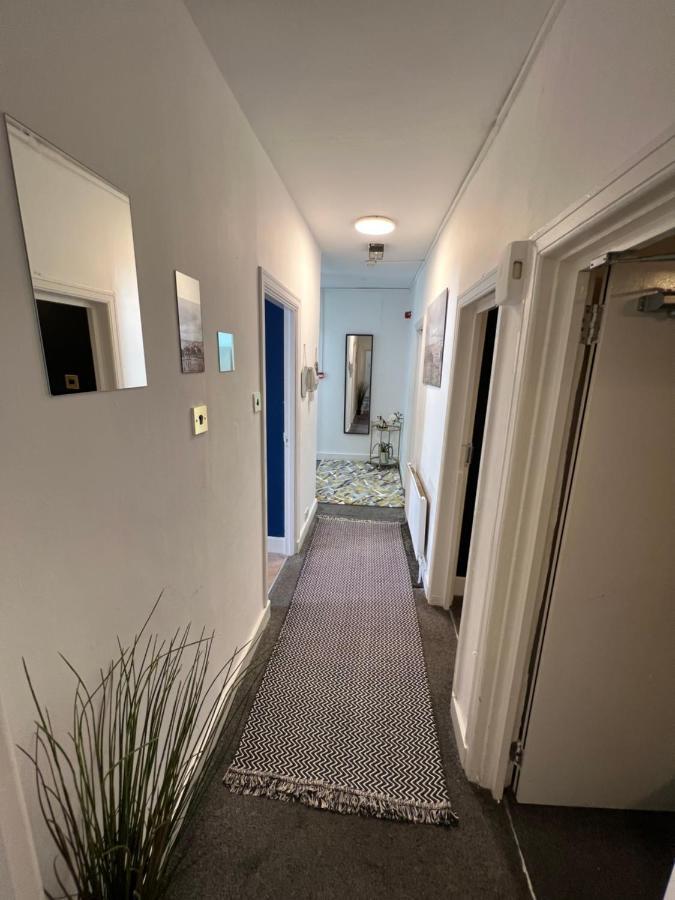2-Bedroom Plus Living Room Flats Near Edgware Road 런던 외부 사진