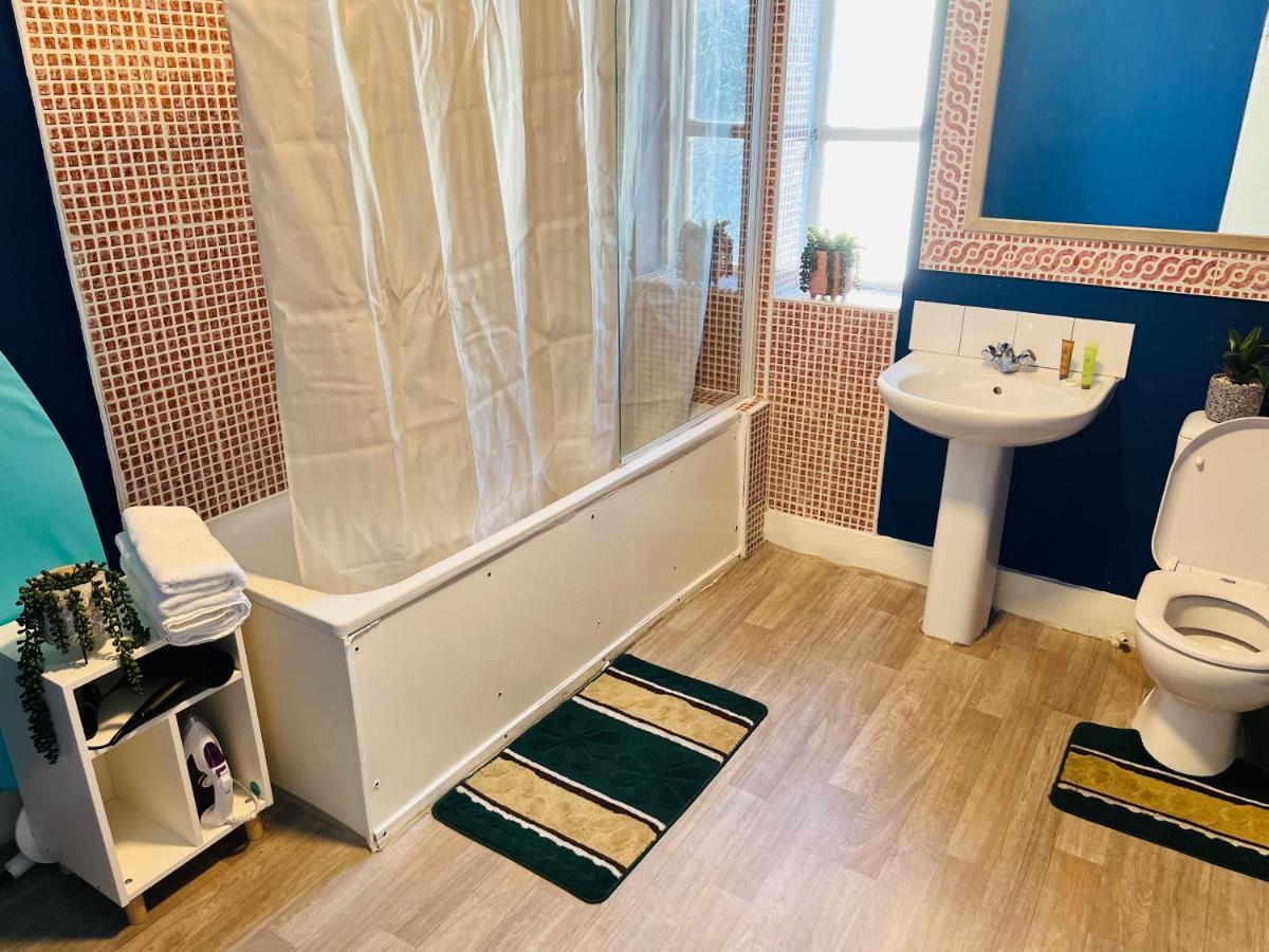 2-Bedroom Plus Living Room Flats Near Edgware Road 런던 외부 사진
