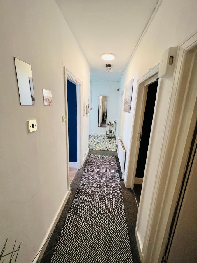 2-Bedroom Plus Living Room Flats Near Edgware Road 런던 외부 사진